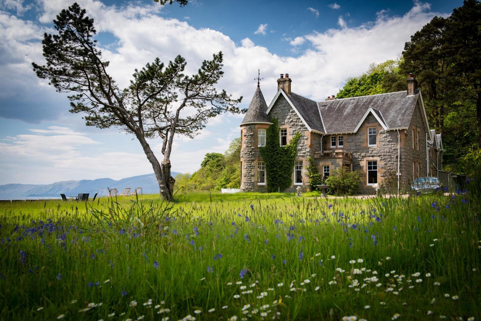 Ardrhu House Fort William - Serviced Luxury Scots Baronial Country House المظهر الخارجي الصورة